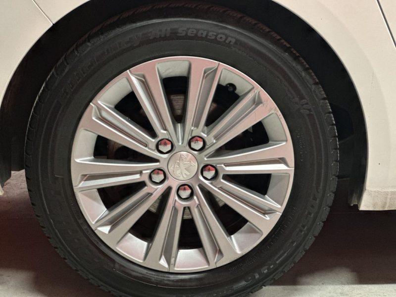 PEUGEOT 308 SW 1.5 BLUE HDI 130 ALLURE PACK EAT8 - Garantie jusqu'à 48 mois - Très bon état -