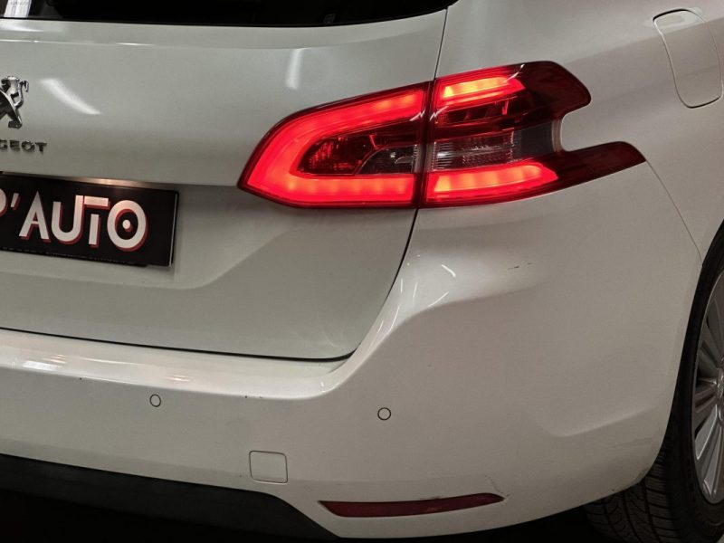 PEUGEOT 308 SW 1.5 BLUE HDI 130 ALLURE PACK EAT8 - Garantie jusqu'à 48 mois - Très bon état -