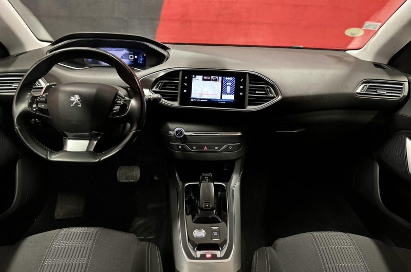 PEUGEOT 308 SW 1.5 BLUE HDI 130 ALLURE PACK EAT8 - Garantie jusqu'à 48 mois - Très bon état -