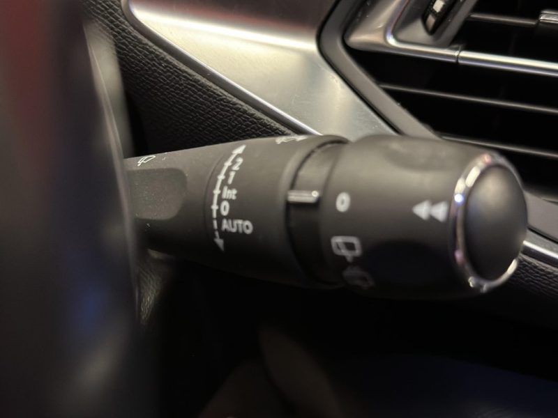 PEUGEOT 308 SW 1.5 BLUE HDI 130 ALLURE PACK EAT8 - Garantie jusqu'à 48 mois - Très bon état -