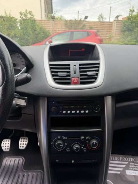 PEUGEOT 207 CC 1.6 PREMIUN 2011 - 72 150Kms - Parfait Etat - Premier Main - SUIVIT PEUGEOT