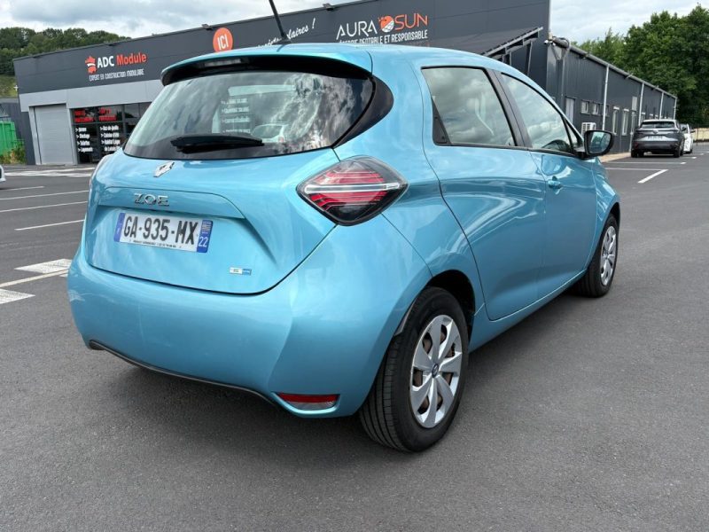 RENAULT ZOE ACHAT INTÉGRAL E-TECH CHARGE NORMALE R136 