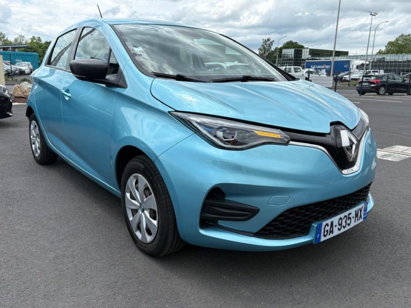RENAULT ZOE ACHAT INTÉGRAL E-TECH CHARGE NORMALE R136 