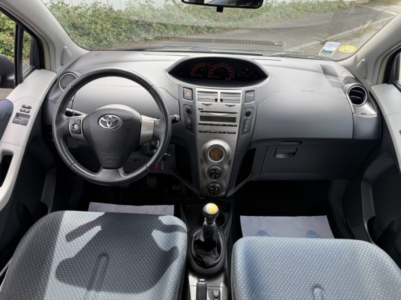 TOYOTA YARIS 1.3 VVT-I IN STOP AND START 2010