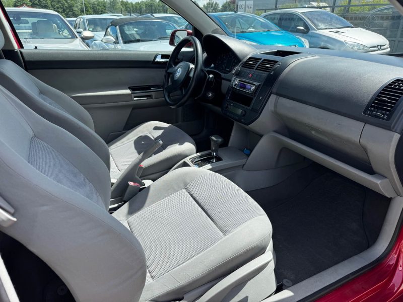 VOLKSWAGEN POLO 1.4 75CH ESSENCE 2002