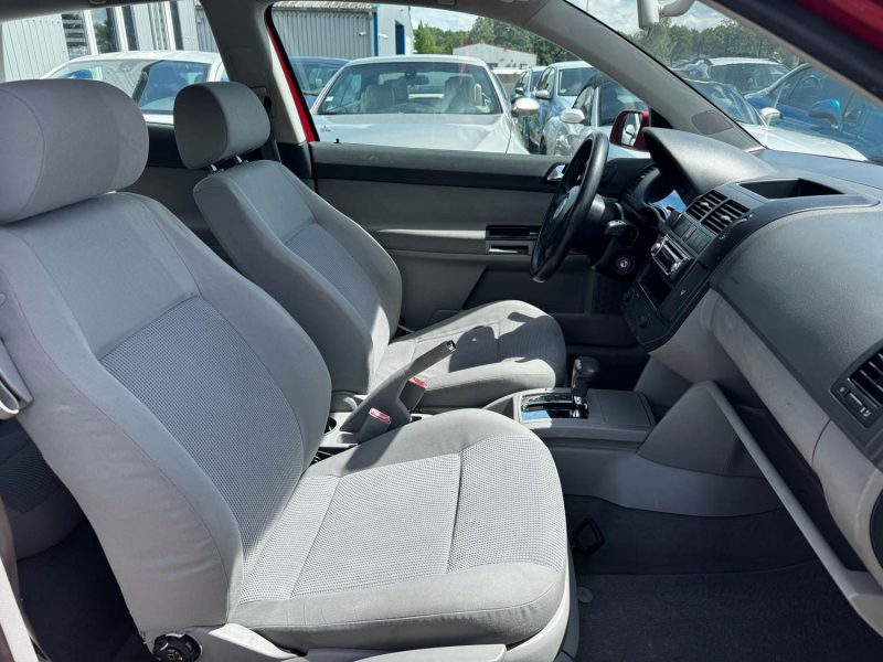 VOLKSWAGEN POLO 1.4 75CH ESSENCE 2002