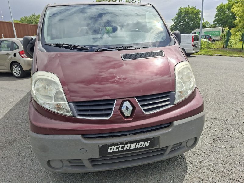 RENAULT TRAFFIC 2.0 L  2008 177448 KM