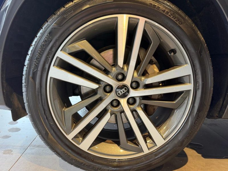 AUDI Q5 Q5  AVUS 35 TDI 163 S TRONIC 7 / TOIT OUVRANT / MATRIX LED / ATTELAGE / SIEGES SPORT / SIEGES CHAUFFANTS 
