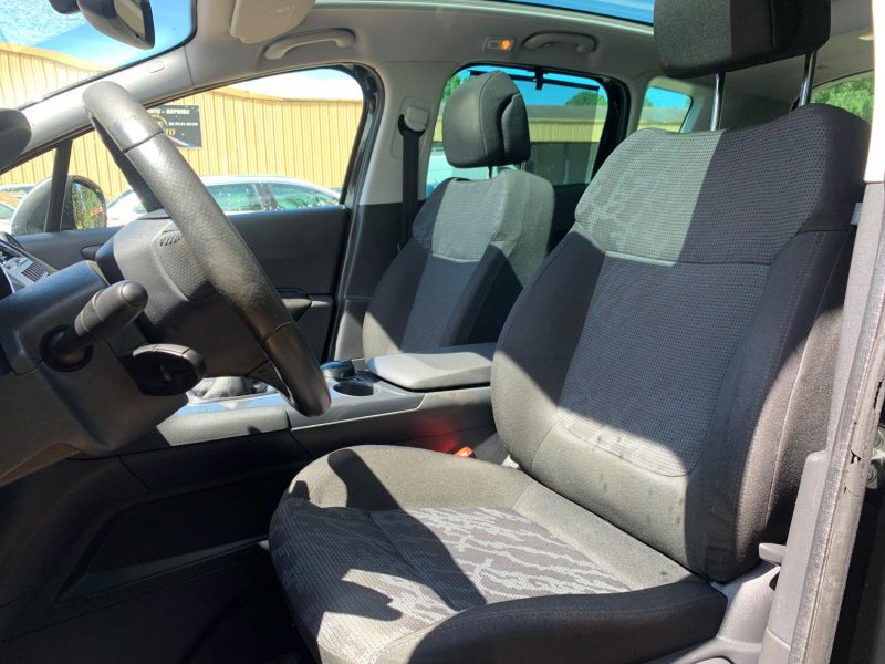PEUGEOT 3008 1.6 HDI 16V 110 FELINE 2010