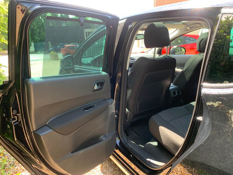 PEUGEOT 3008 1.6 HDI 16V 110 FELINE 2010