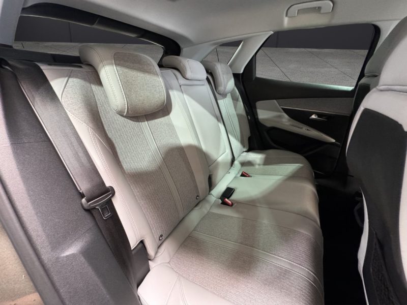 PEUGEOT 3008 II 1.5 BLUE HDI 130 ACTIVE EAT 2020