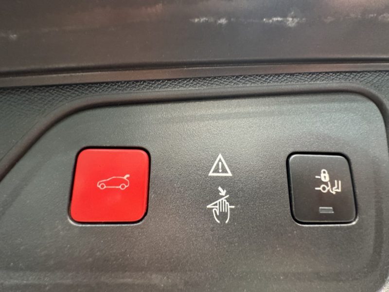 PEUGEOT 3008 II 1.5 BLUE HDI 130 ACTIVE EAT 2020