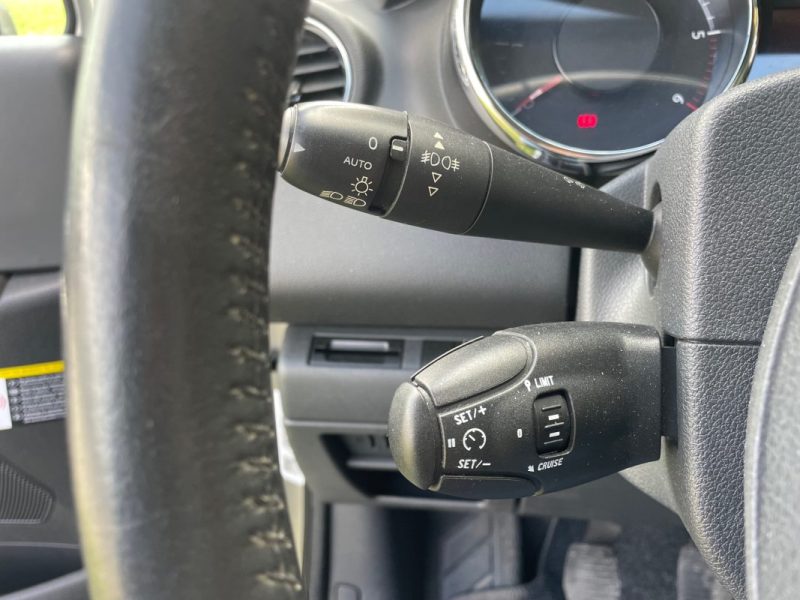 PEUGEOT 3008 1.6 HDI 16V 112 ALLURE