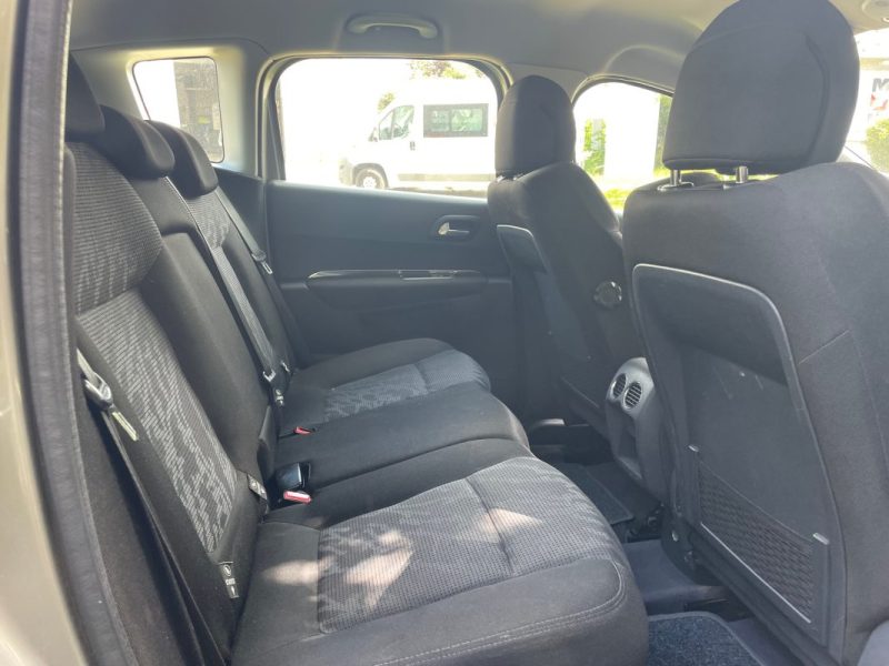 PEUGEOT 3008 1.6 HDI 16V 112 ALLURE