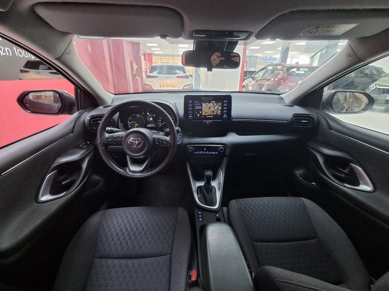 TOYOTA YARIS 4 BERLINE 116cv DYNAMIC BUSINESS /1 ERE MAIN/TVA RECUPERABLE