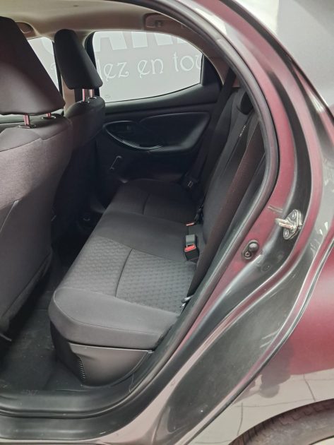 TOYOTA YARIS 4 BERLINE 116cv DYNAMIC BUSINESS /1 ERE MAIN/TVA RECUPERABLE