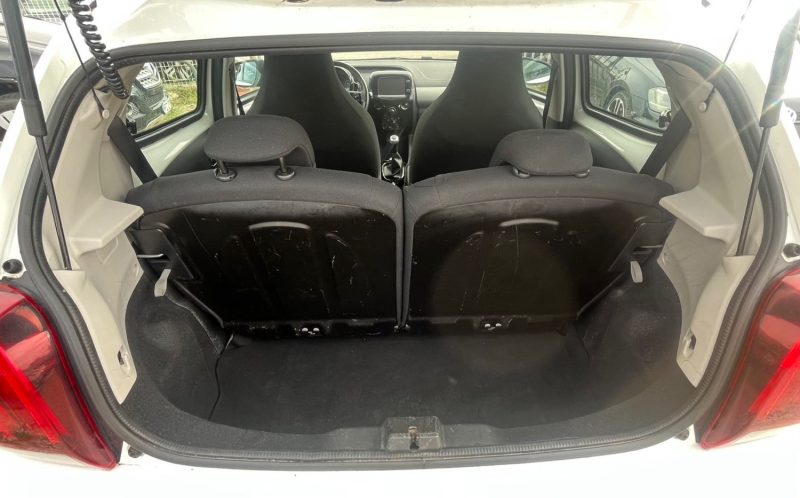 Peugeot 1.8 1.2 VTI 82 Ch Harantie