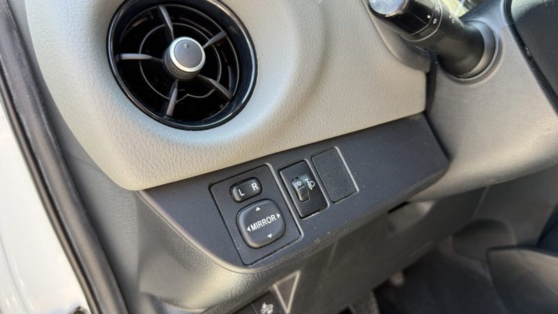 TOYOTA YARIS 1.5 VVTI 110 FRANCE CONNECT 2019