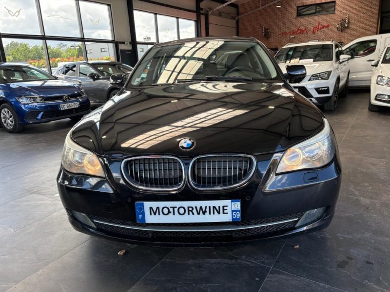 🔹 BMW Série 5 530I 3.0 272Ch(N53)🛋️ Intérieur cuir❄️ Climatisation📡 Radar de recul avant & arrièr