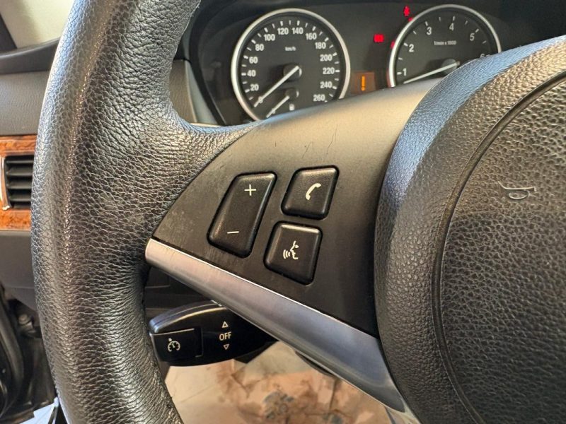 🔹 BMW Série 5 530I 3.0 272Ch(N53)🛋️ Intérieur cuir❄️ Climatisation📡 Radar de recul avant & arrièr