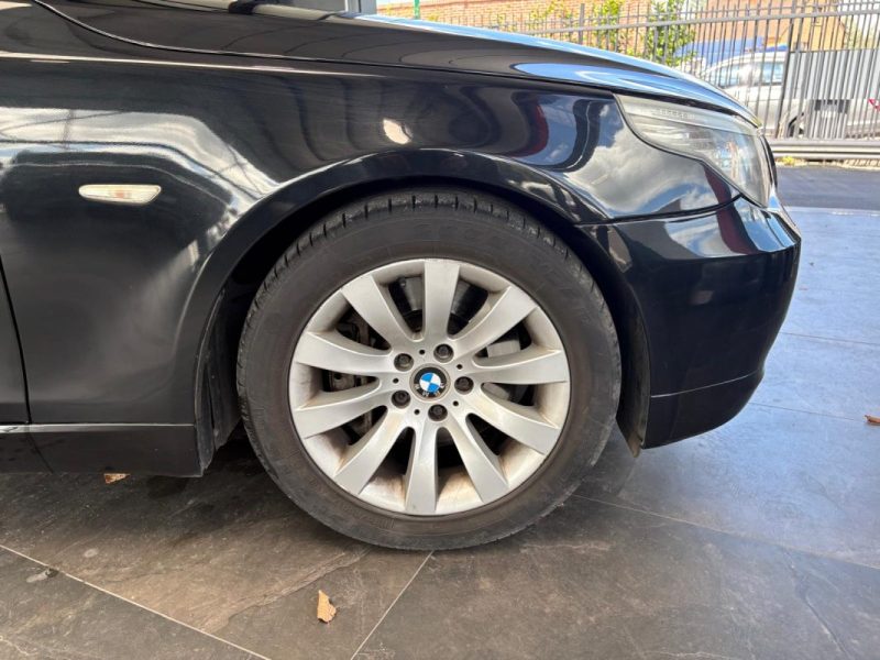 🔹 BMW Série 5 530I 3.0 272Ch(N53)🛋️ Intérieur cuir❄️ Climatisation📡 Radar de recul avant & arrièr