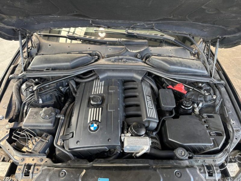 🔹 BMW Série 5 530I 3.0 272Ch(N53)🛋️ Intérieur cuir❄️ Climatisation📡 Radar de recul avant & arrièr