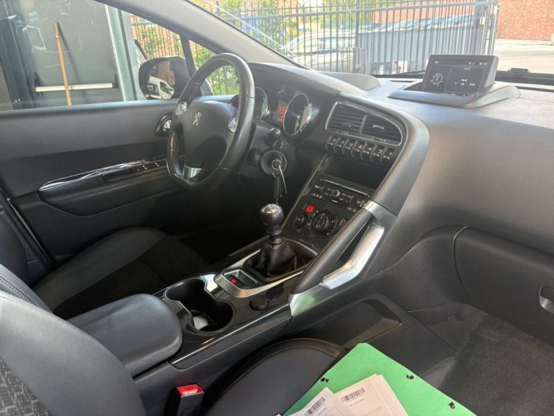🔹 PEUGEOT 3008 1.6 BlueHDi 116 ch Allure - 🌤️ Toit panoramique ✨ Jantes alliage 