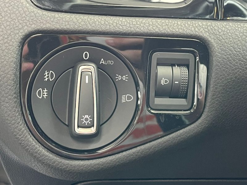 🚗 Volkswagen Golf 7 1.2 TSI 110Ch - 1ère Main - Radar de recul 📡 - Clim ❄️ - Garantie 🛡️