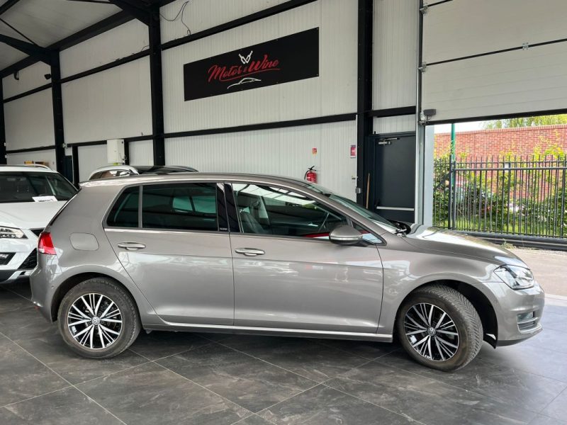 🚗 Volkswagen Golf 7 1.2 TSI 110Ch - 1ère Main - Radar de recul 📡 - Clim ❄️ - Garantie 🛡️