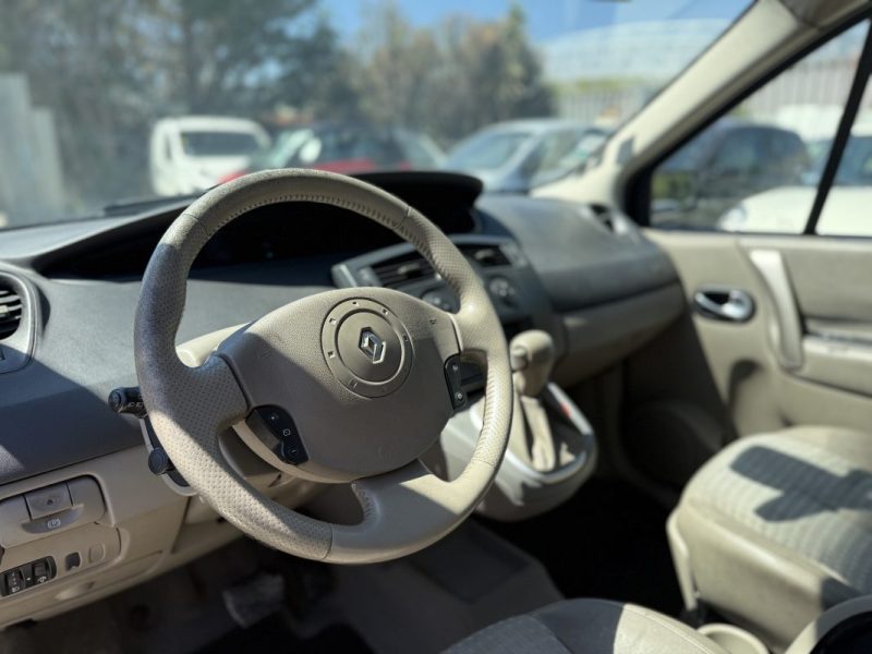 RENAULT SCENIC CONFORT AUTHENTIQUE 2.0 16V BA PROACTIVE 2005