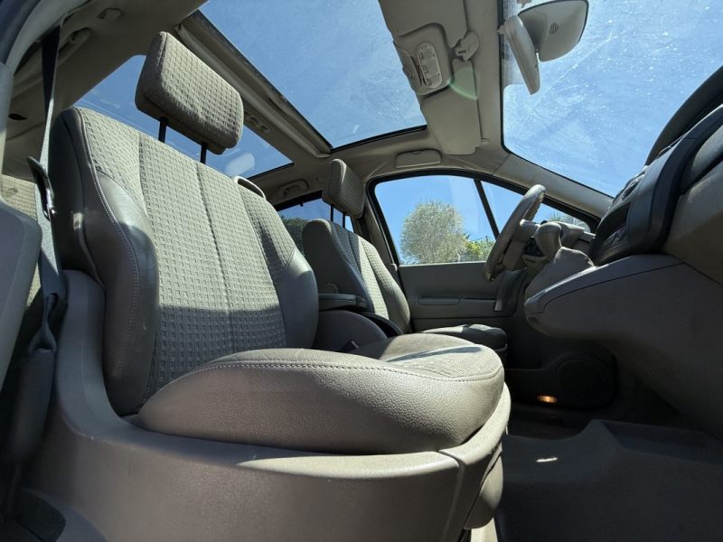 RENAULT SCENIC CONFORT AUTHENTIQUE 2.0 16V BA PROACTIVE 2005