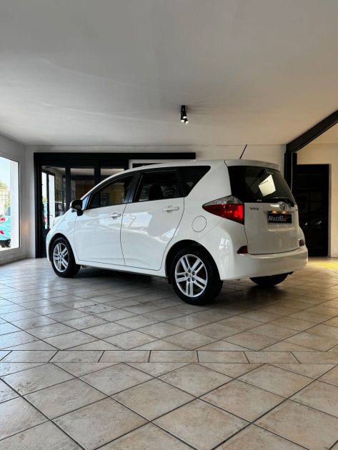 TOYOTA VERSO-S 90CV D-4D ACTIVE - SMART ENTRY - Garantie 12 mois ou 15.000km - Entièrement Révisé
