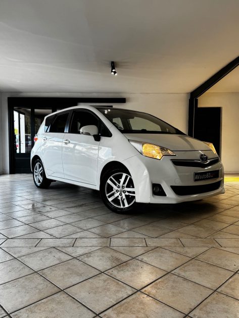 TOYOTA VERSO-S 90CV D-4D ACTIVE - SMART ENTRY - Garantie 12 mois ou 15.000km - Entièrement Révisé