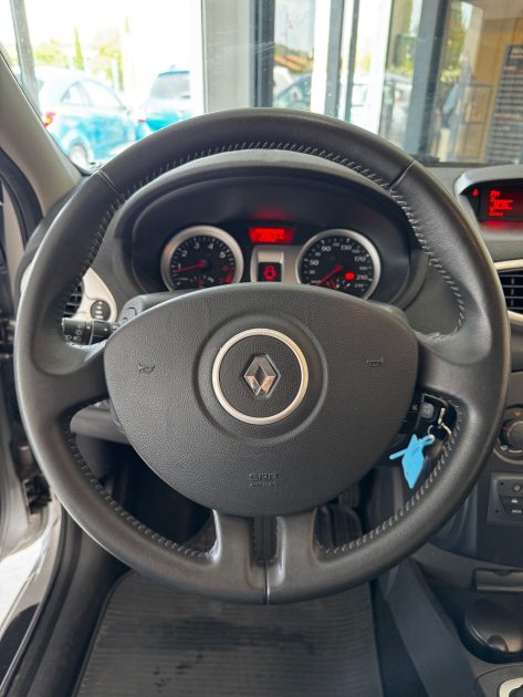 RENAULT CLIO III 1.2 LEV - Distribution Neuve - Garantie 12mois ou 15.000km - CT OK 