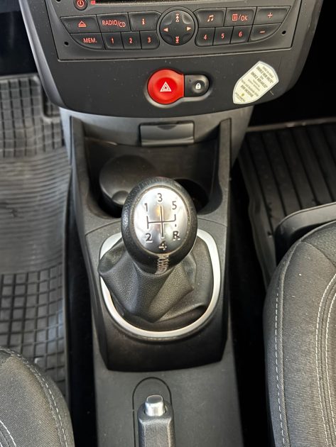 RENAULT CLIO III 1.2 LEV - Distribution Neuve - Garantie 12mois ou 15.000km - CT OK 