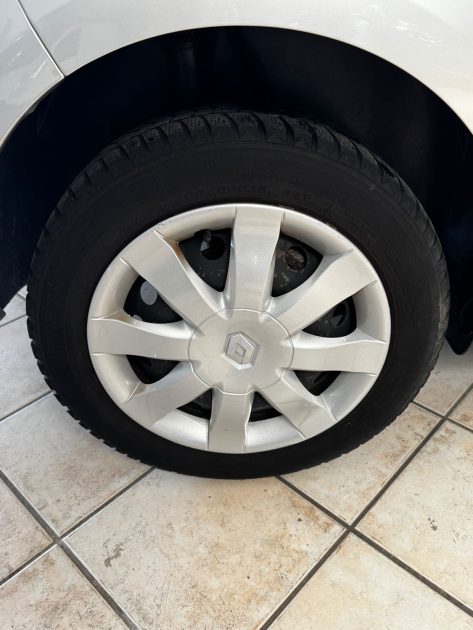 RENAULT CLIO III 1.2 LEV - Distribution Neuve - Garantie 12mois ou 15.000km - CT OK 