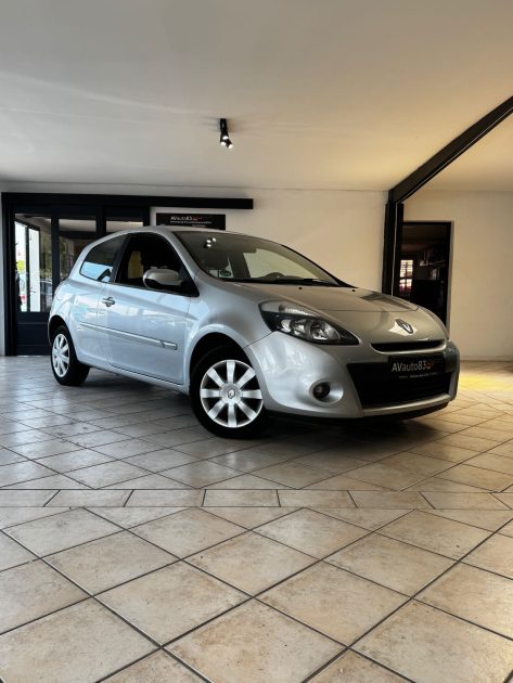 RENAULT CLIO III 1.2 LEV - Distribution Neuve - Garantie 12mois ou 15.000km - CT OK 