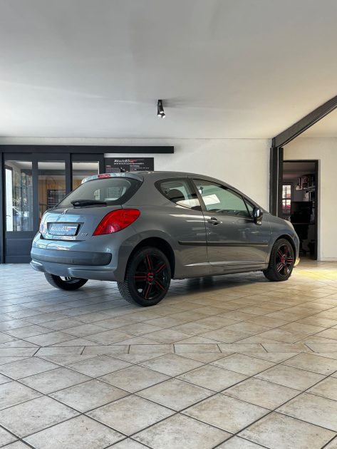 PEUGEOT 207 1.4 TU 75CV - Garantie 12mois ou 15.000km - Distribution Neuve - CT OK