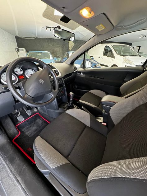 PEUGEOT 207 1.4 TU 75CV - Garantie 12mois ou 15.000km - Distribution Neuve - CT OK