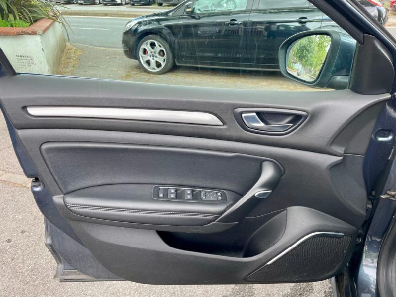 RENAULT MEGANE IV 1.5 dCi 110 INTENS EDC