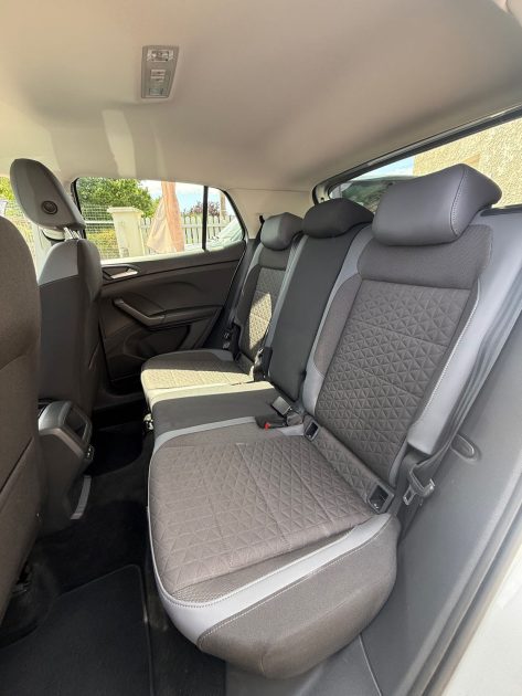 VOLKSWAGEN T-CROSS 1.0 TSI 110 R LINE DSG 