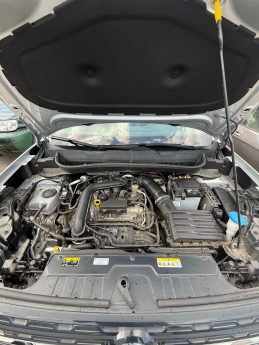 VOLKSWAGEN T-CROSS 1.0 TSI 110 R LINE DSG 