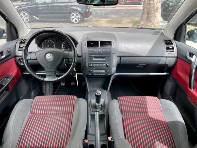 VOLKSWAGEN POLO IV 1.9 TDI 100 SPORTLINE **1ère MAIN** 