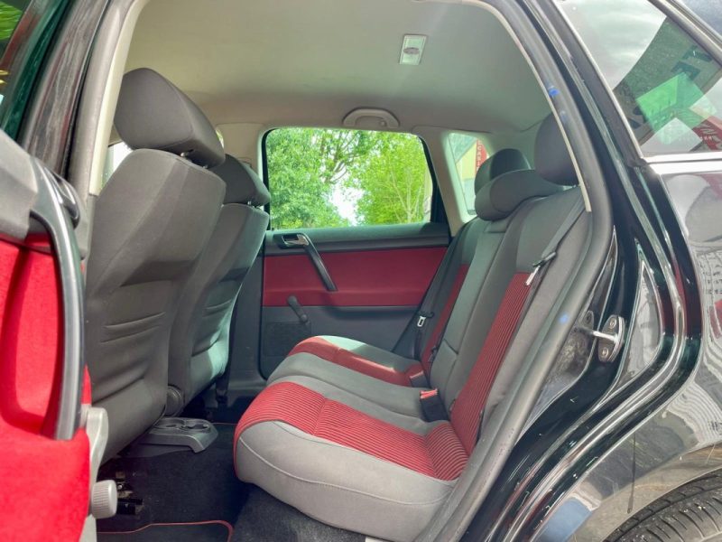 VOLKSWAGEN POLO IV 1.9 TDI 100 SPORTLINE **1ère MAIN** 