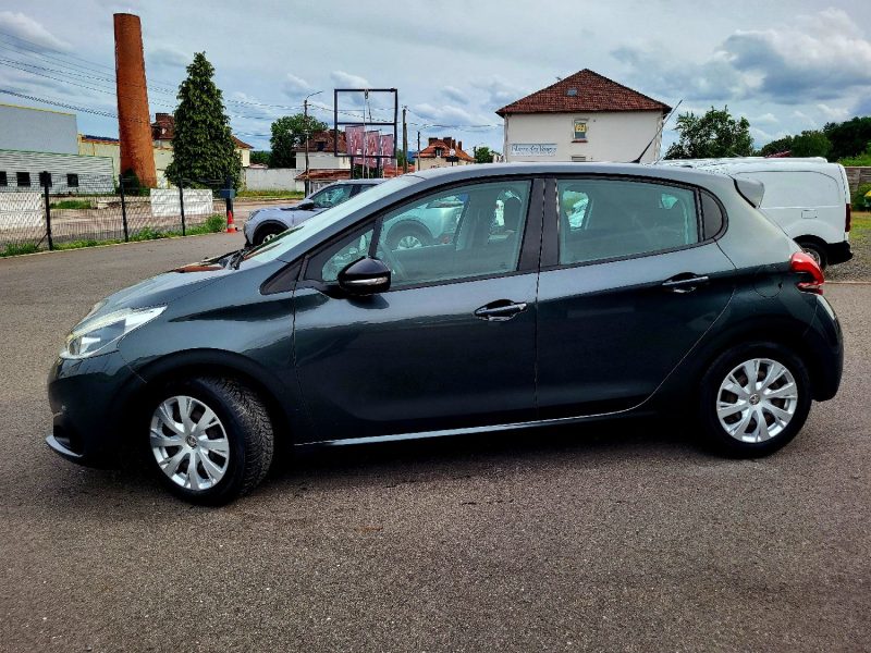 PEUGEOT 208 1.6 BLUE HDI 100 BUSINESS 2017