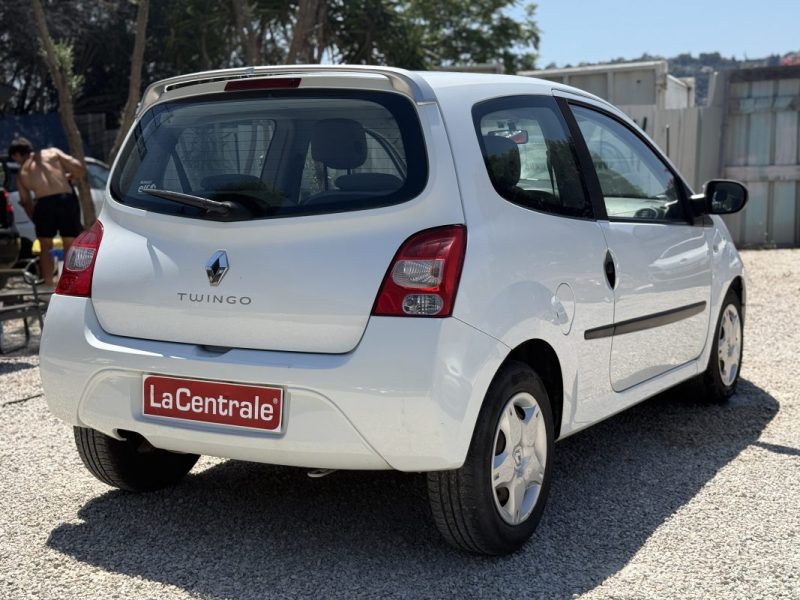 RENAULT TWINGO II 1.2 75 AUTHENTIQUE 2010