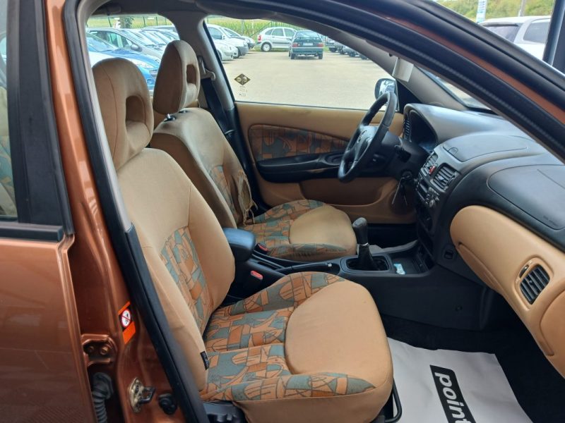  Nissan Almera 2.2 VDi 110ch Ambiance 2000
