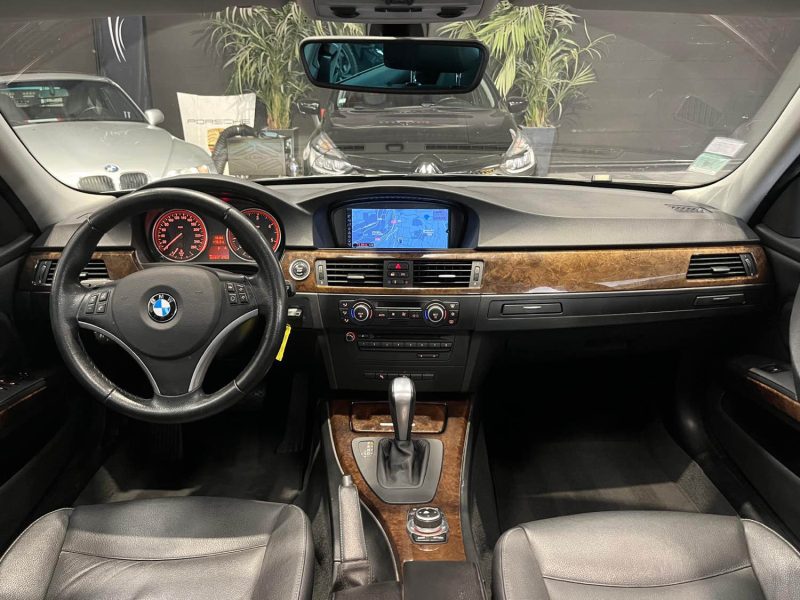 MAGNIFIQUE B.M.W. SERIE 3 330D X DRIVE (FULL SUIVI B.M.W, TOIT OUVRANT)⭐️⭐️⭐️⭐️⭐️