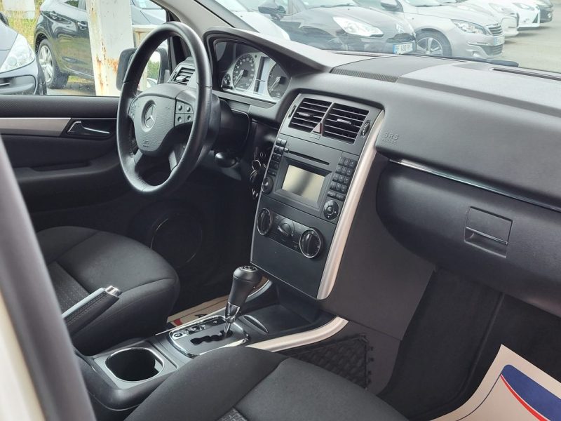 MERCEDES CLASSE B B180 CDI AUTOTRONIC 2010