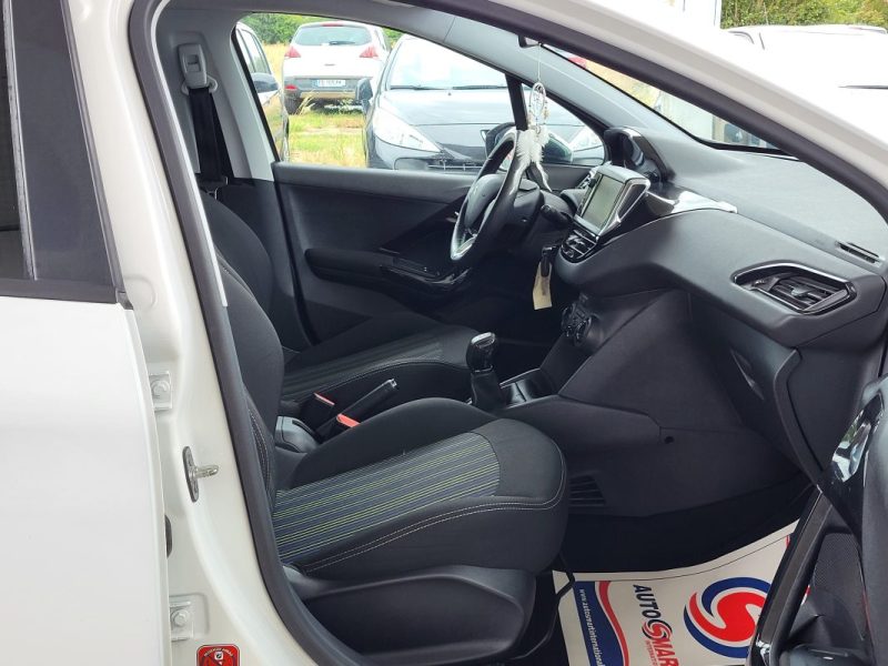 PEUGEOT 208 1.2 PURE TECH 82 URBAN SOUL 2015